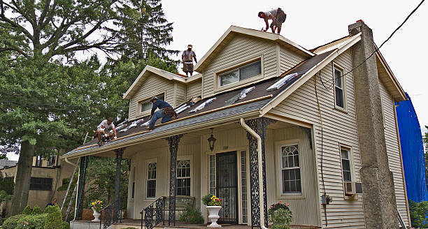 Quick and Trustworthy Emergency Roof Repair Services in Lipscom, AL